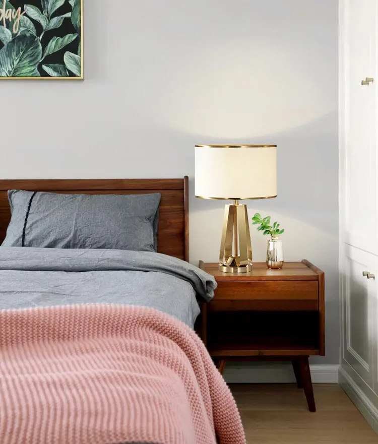 đèn ngủ để bàn cao cấp