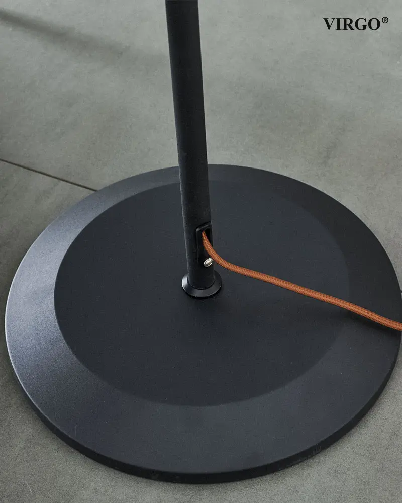 1209 4 Đèn sàn VIRGO L209