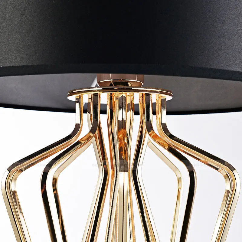 Đèn để bàn chụp vải đen thân vàng cao cấp, đèn ngủ cổ điển LA6616 1 Đèn để bàn chụp vải đen thân vàng cao cấp, đèn ngủ cổ điển LA6616