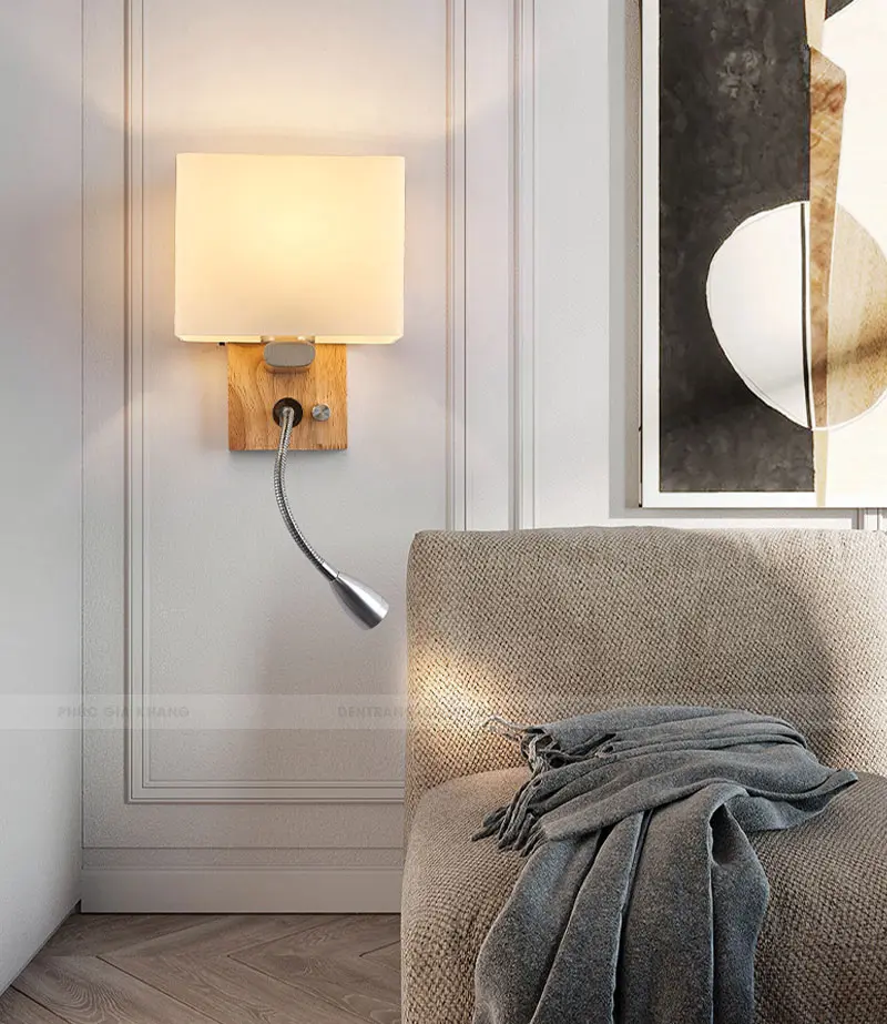 956 3 Đèn ngủ gắn tường có rọi đọc sách đế gỗ chụp thủy tinh, đèn ngủ khách sạn LV973
