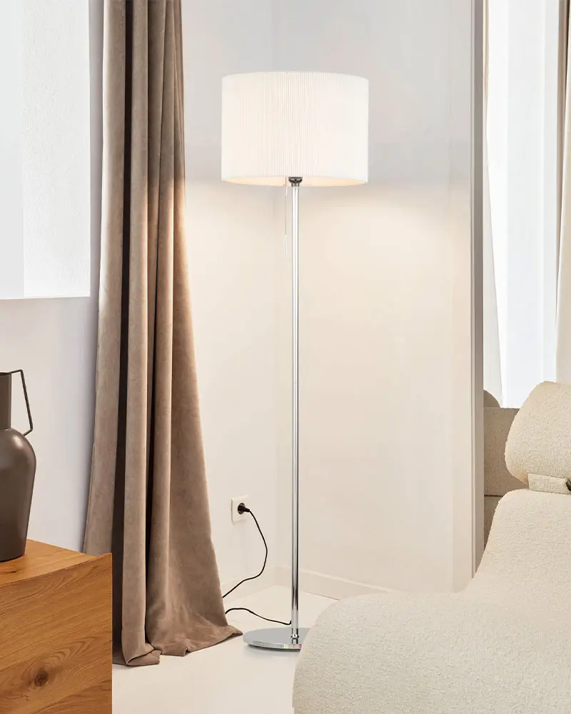 997v4 Đèn cây đứng cao cấp F8318