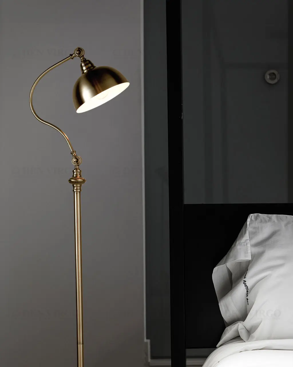 Đèn cây đứng cổ điển V7275