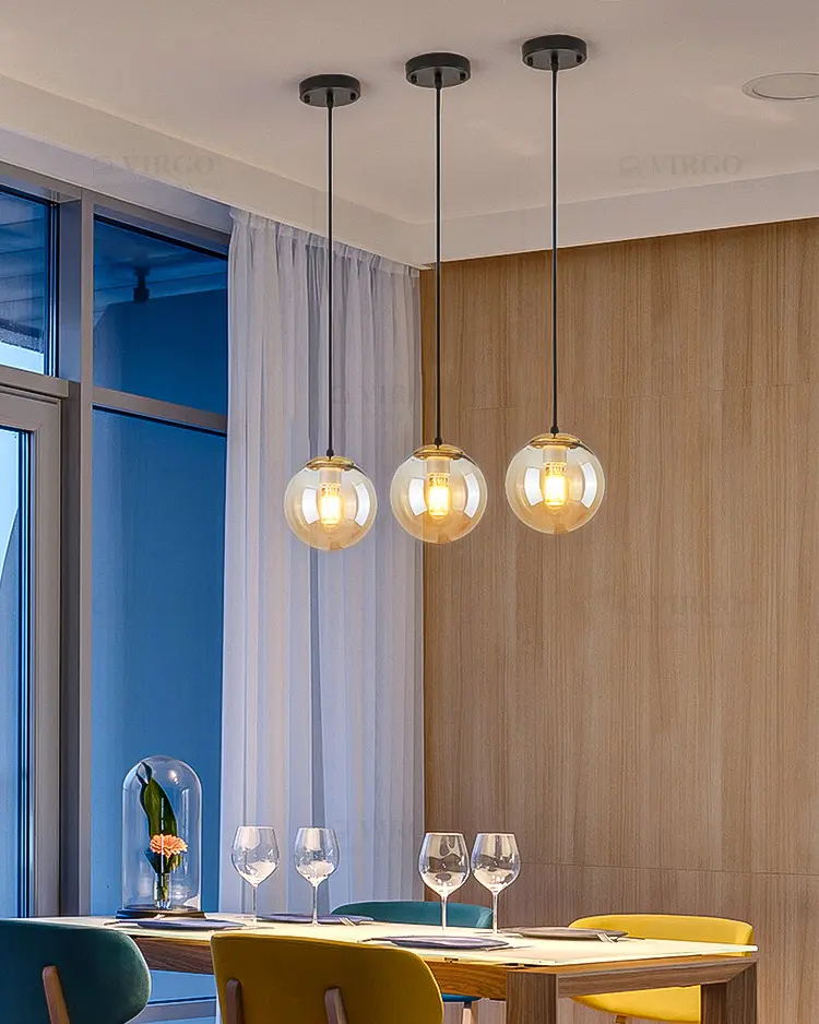 3647 3 Đèn thả thủy tinh trong suốt nấp vàng P7018