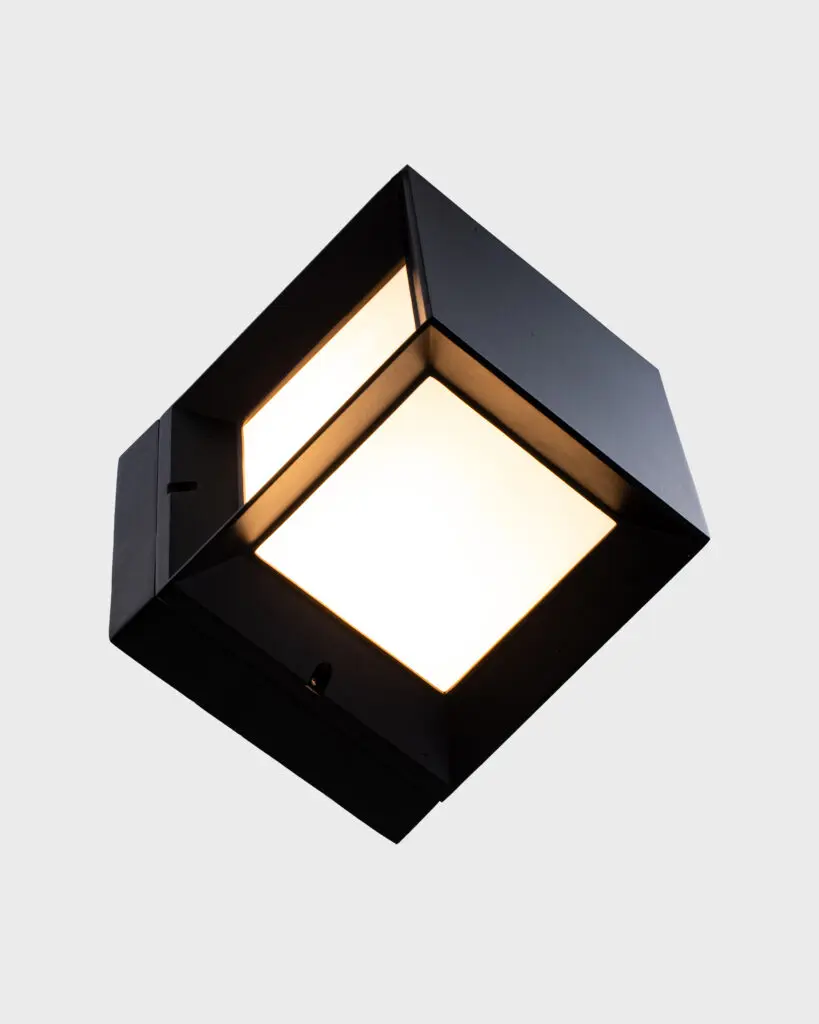 Đèn Trụ Cổng Sân Vườn Chống Nước Thiết Kế Cube Minimalist VRG-SV0166