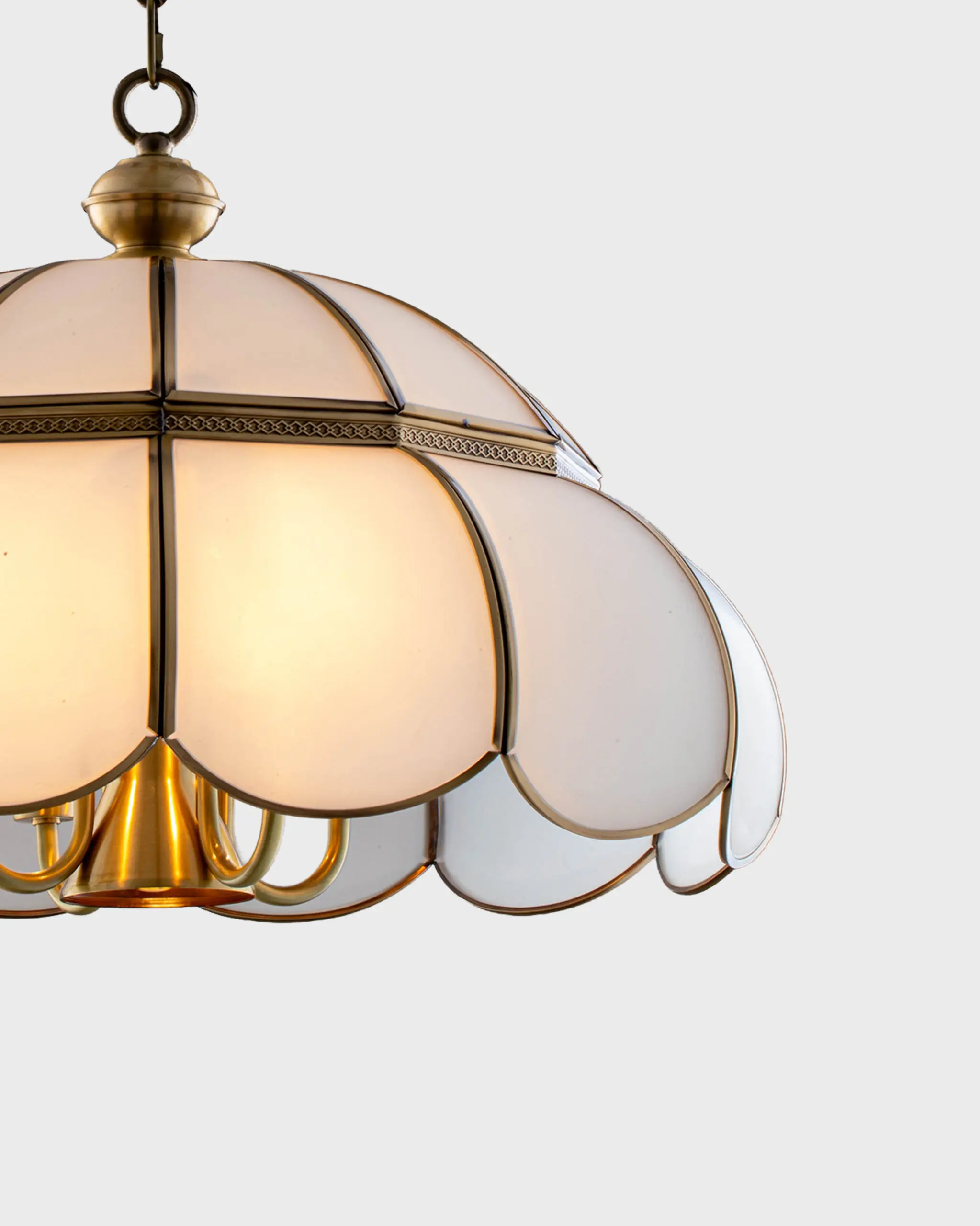 Đèn Thả Đồng Chao Kính Mờ Ghép Mảnh Indochine Cổ Điển VRG-THD0721