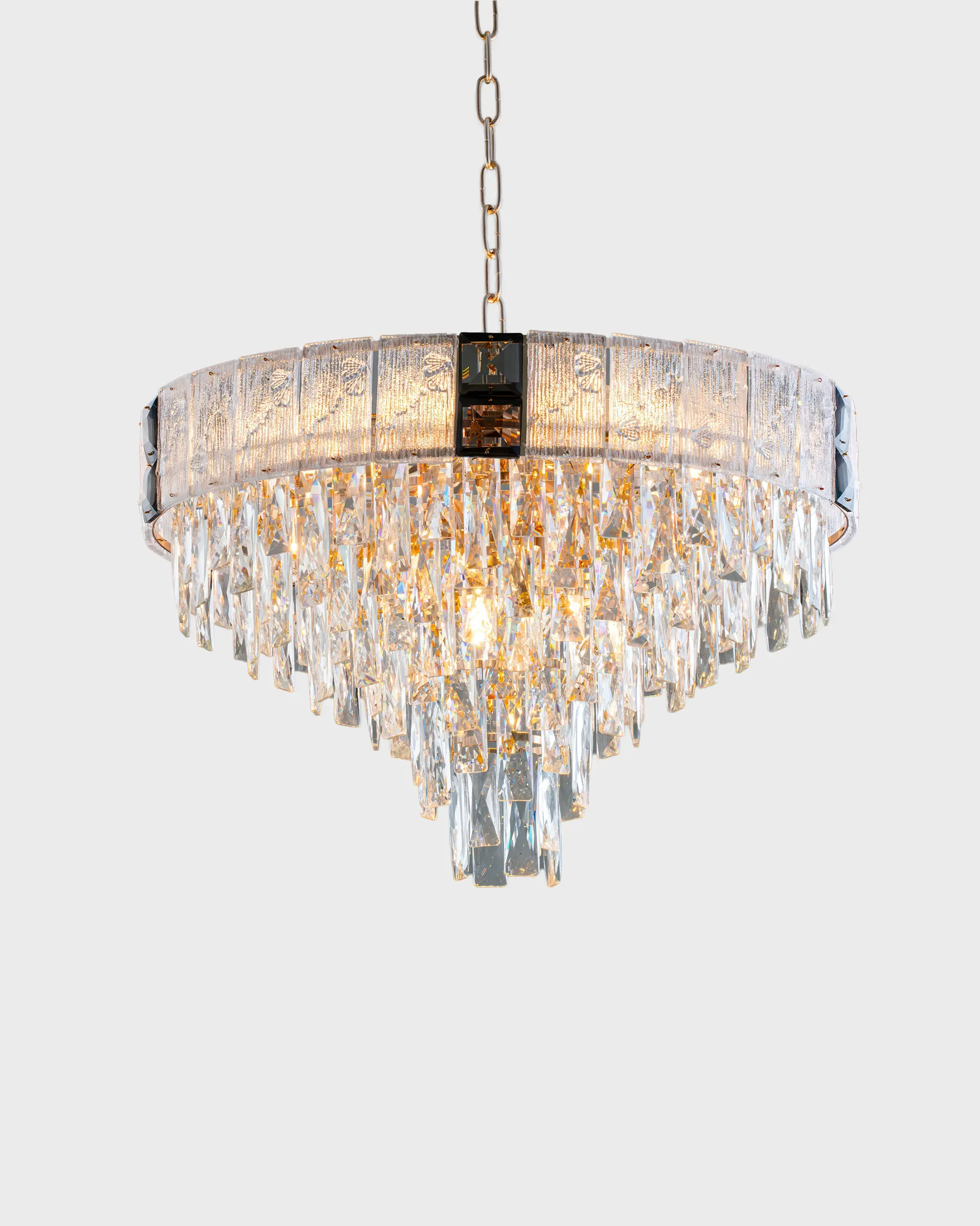 Đèn Chùm Pha Lê Thả Tầng Khung Bạc Phối Điểm Nhấn Đen Hiện Đại VRG-TPL326T600V2