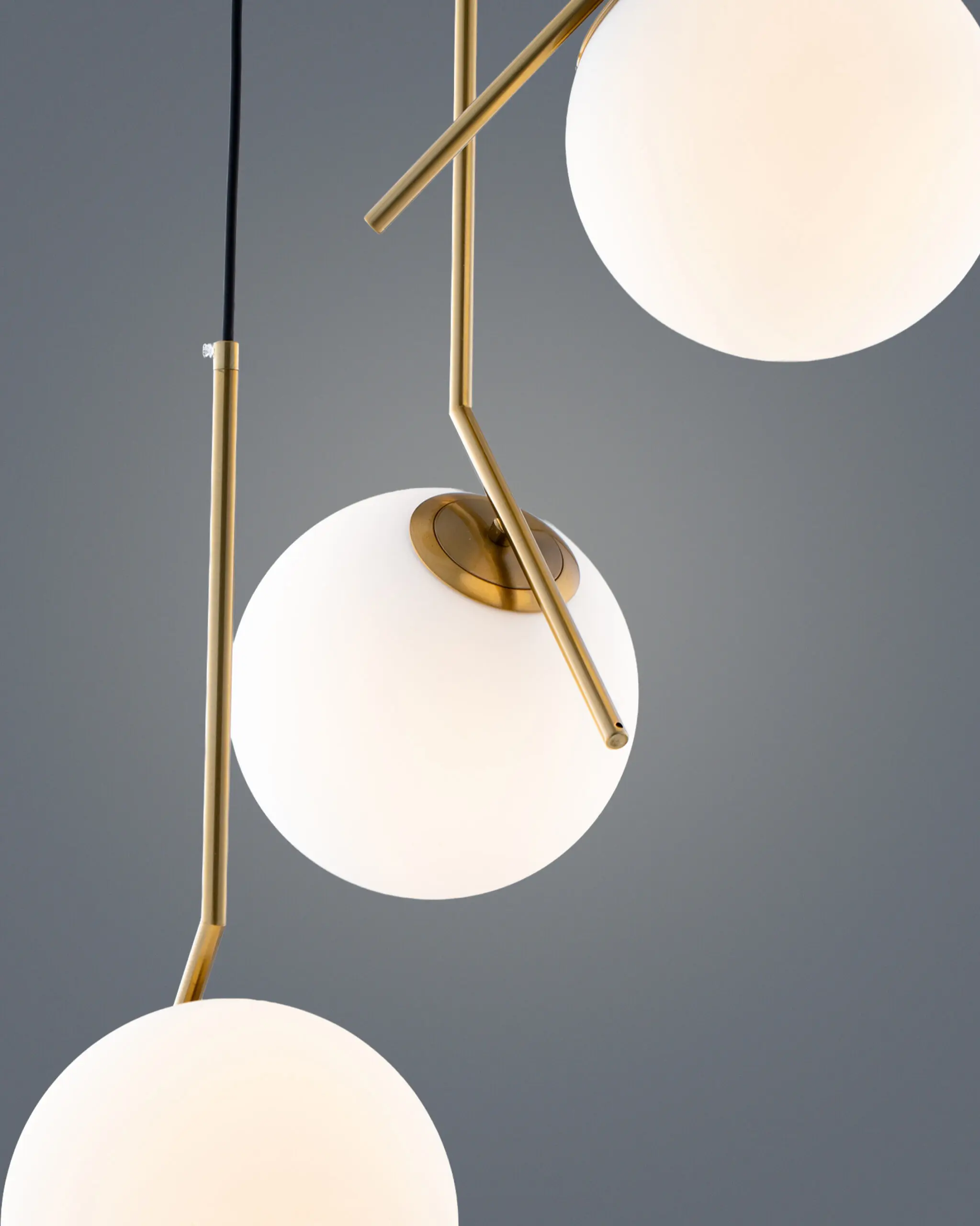 Bộ 3 Đèn Thả Bóng Tròn Khung Vàng Dáng Nhánh Cây VRG-TTK03F-3 3 Bộ 3 Đèn Thả Bóng Tròn Khung Vàng Dáng Nhánh Cây VRG-TTK03F-3