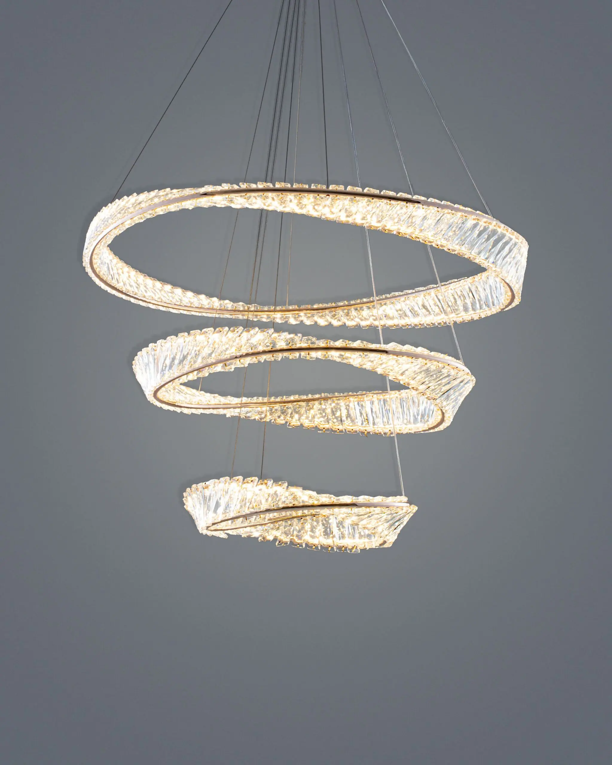 Đèn Thả Pha Lê 3 Tầng Dáng Lượn Sóng Nghệ Thuật VRG-86078 1 Đèn Thả Pha Lê 3 Tầng Dáng Lượn Sóng Nghệ Thuật VRG-86078