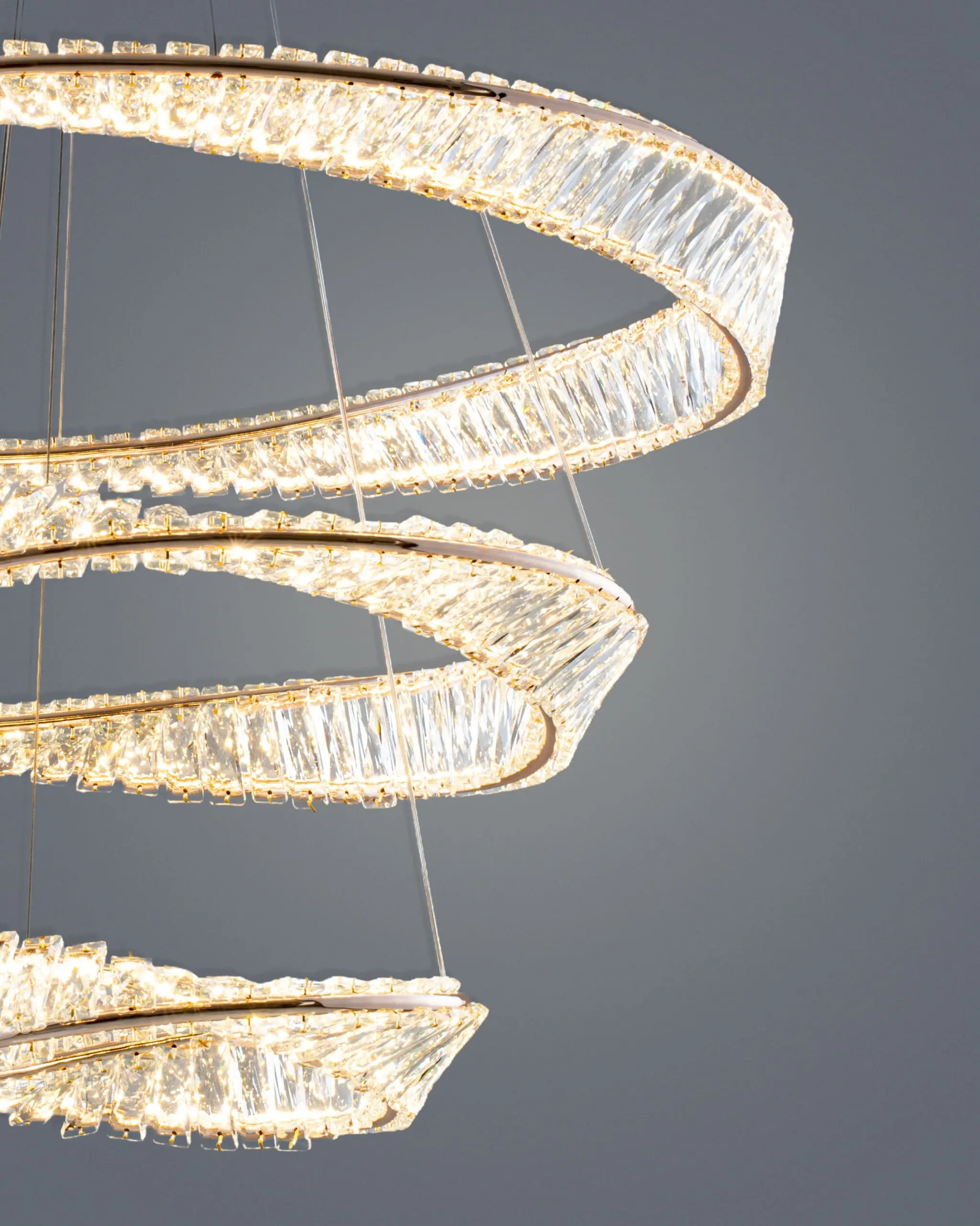 Đèn Thả Pha Lê 3 Tầng Dáng Lượn Sóng Nghệ Thuật VRG-86078 3 Đèn Thả Pha Lê 3 Tầng Dáng Lượn Sóng Nghệ Thuật VRG-86078