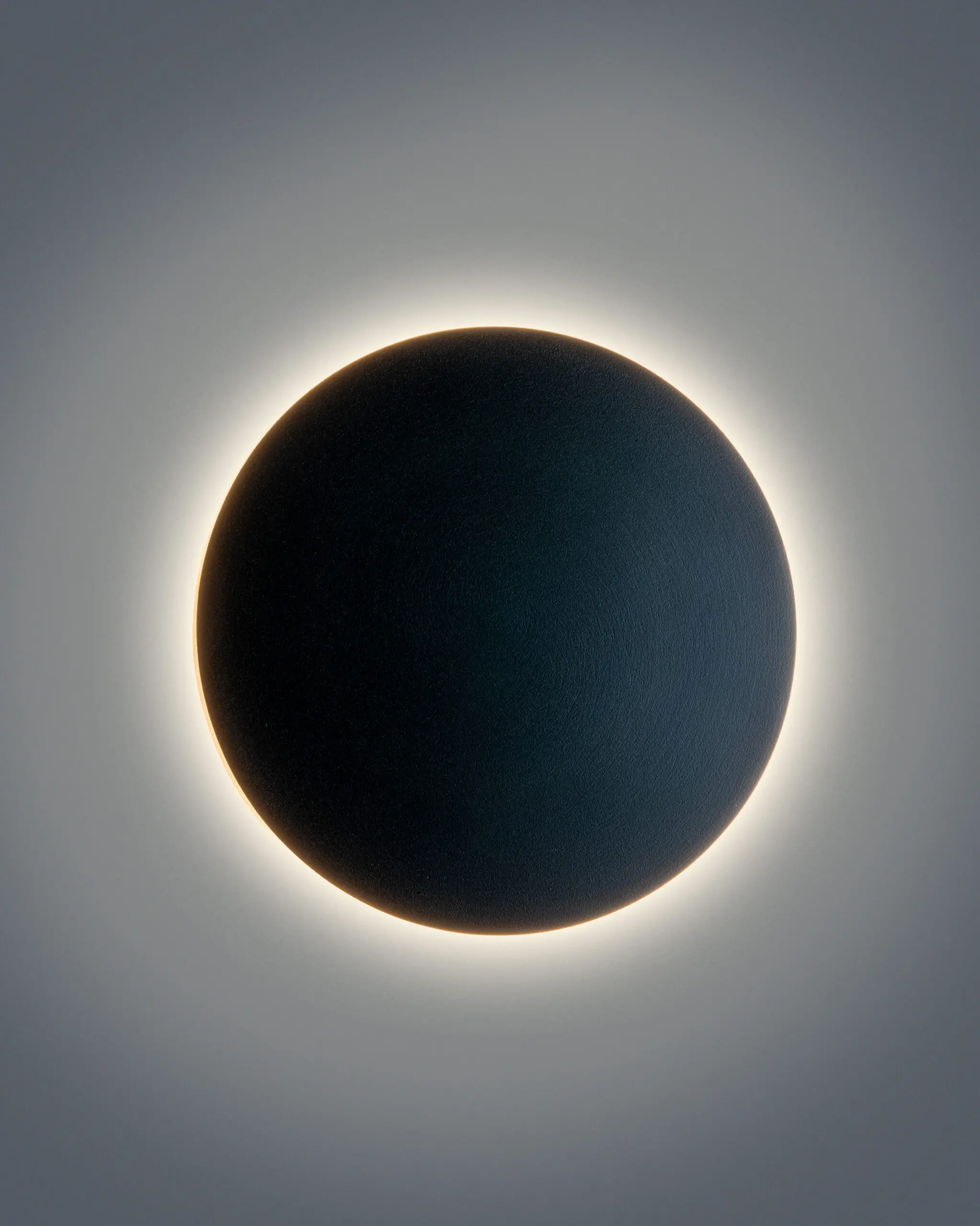 VRG EUCN418 2 scaled Đèn Tường Hiện Đại Hợp Kim Tròn Đen Tối Giản VRG-EUCN418