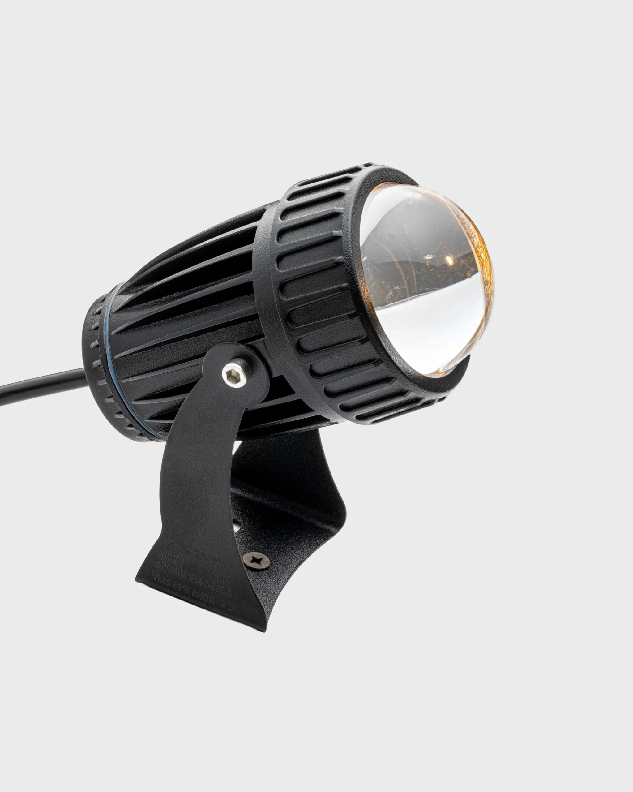 Đèn Cắm Cỏ - Rọi Cây Hiện Đại Sáng Tạo Chất Liệu Hợp Kim Màu Đen Sang Trọng VRG-FNT21