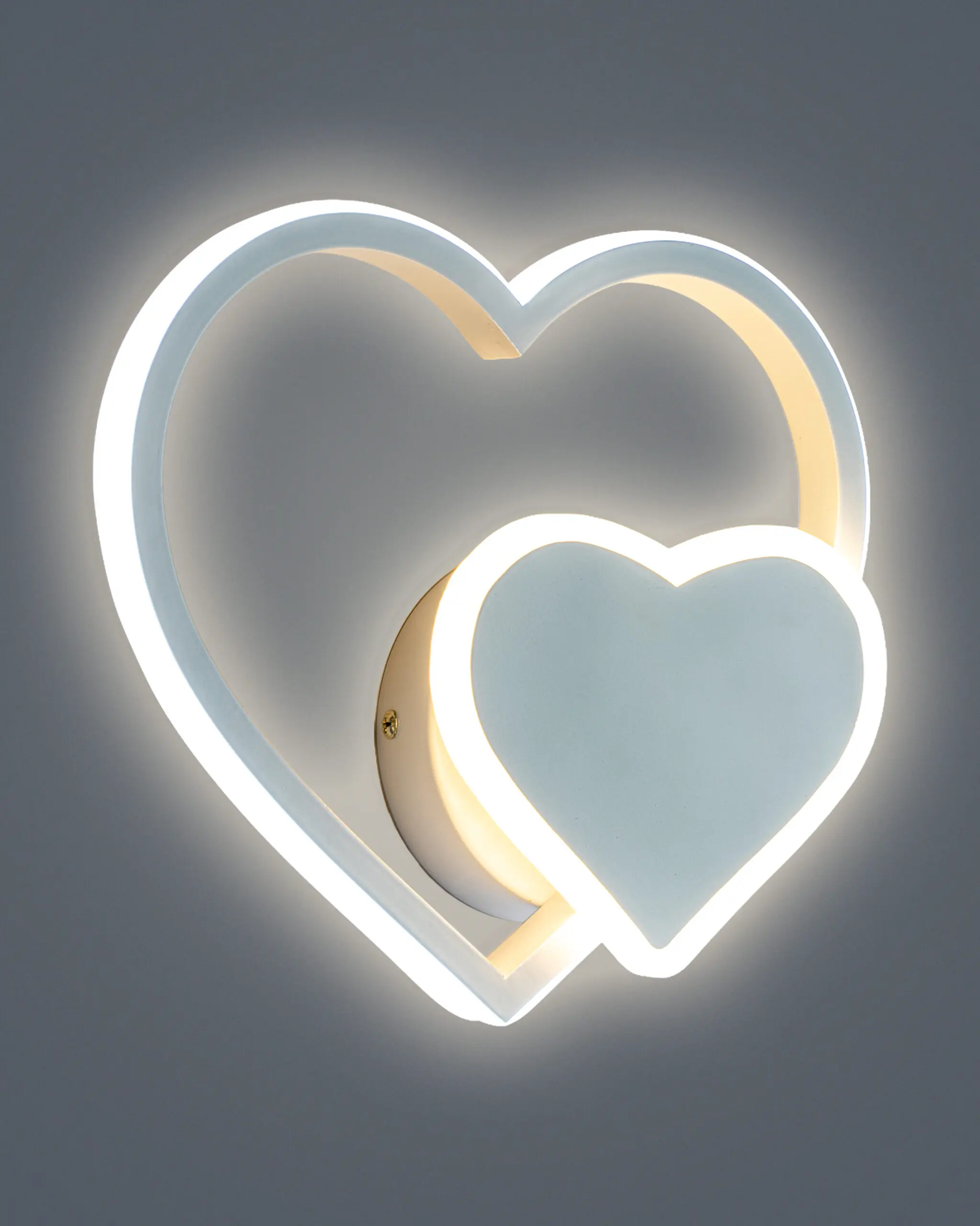 VRG GT301423 V2 2 scaled Đèn Tường Hình Trái Tim Pha Lê Sang Trọng Độc Đáo VRG-GT301423