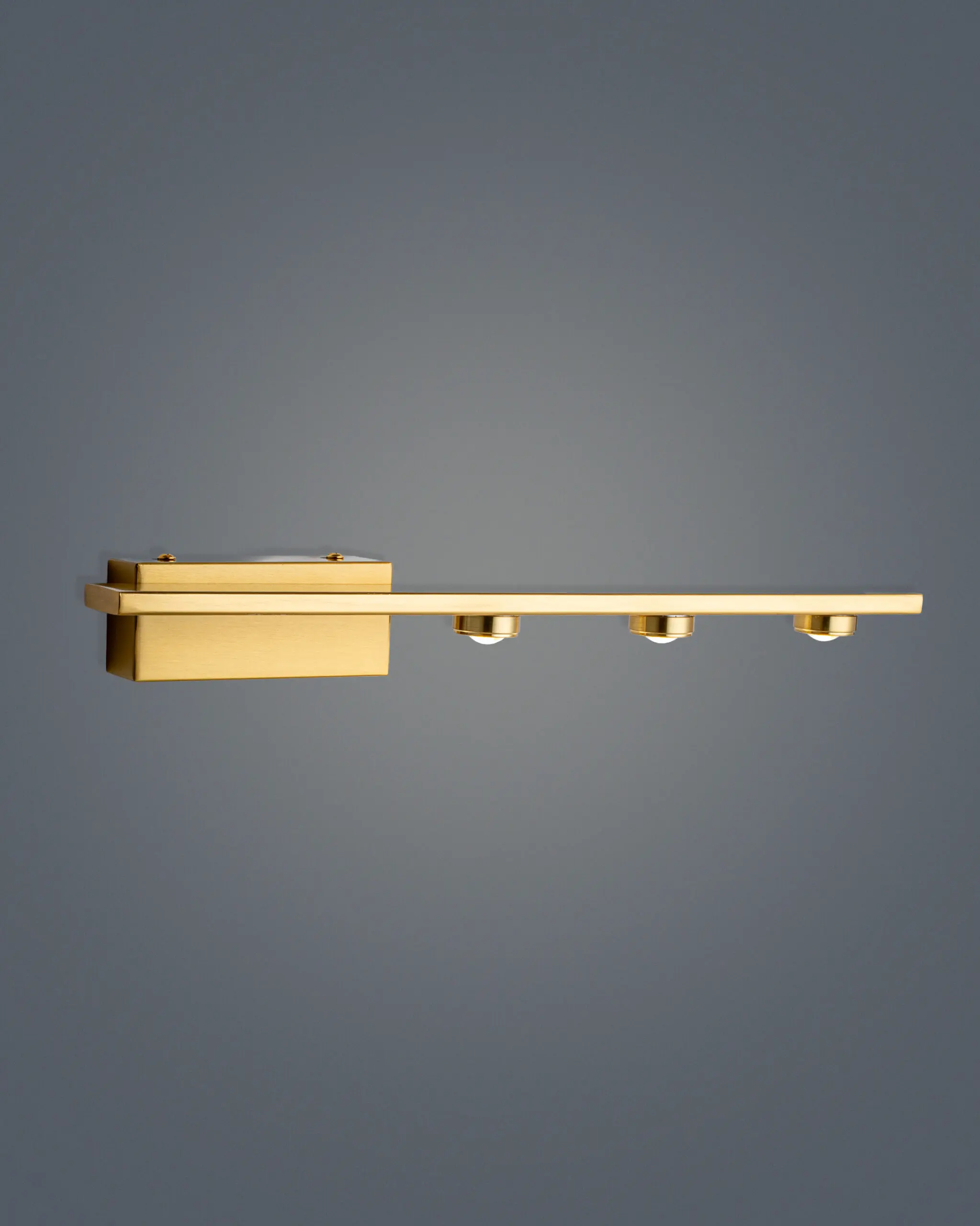 VRG GT41425 3 2 scaled Đèn Tường Đồng Hiện Đại 3 Mắt LED Gold Sang Trọng VRG-GT41425-3