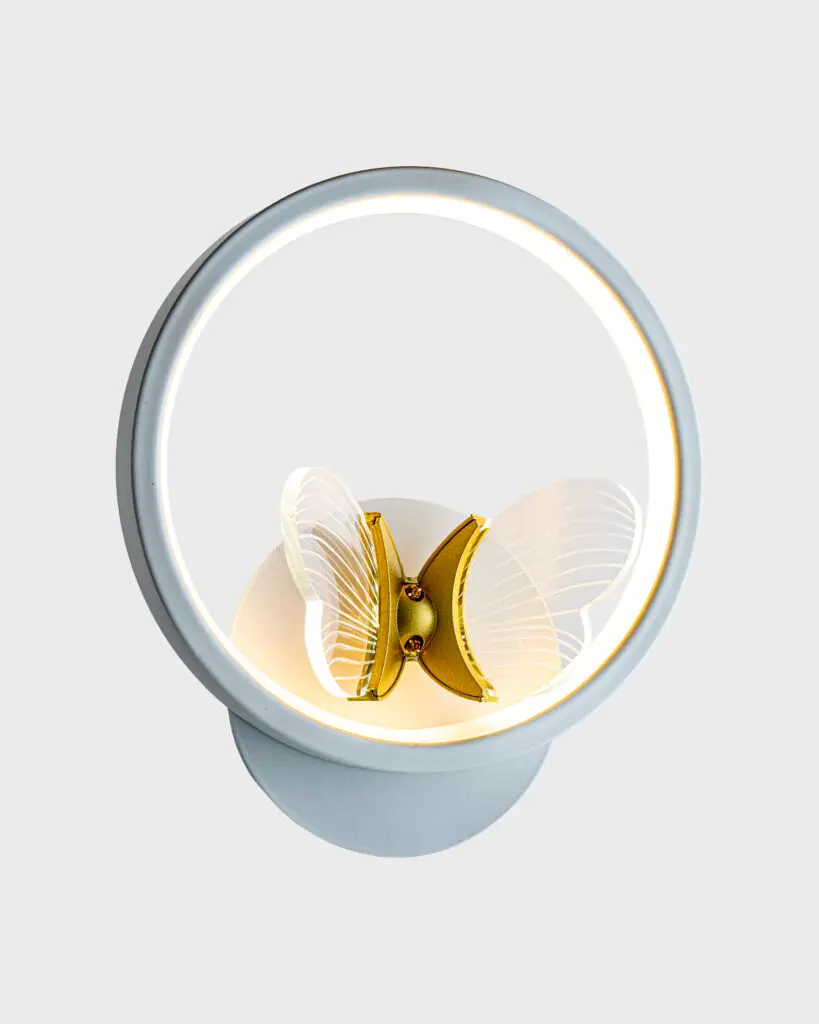 Đèn Tường Hình Bướm Pha Lê Hiện Đại Màu Trắng Tinh Tế VRG-GT44123