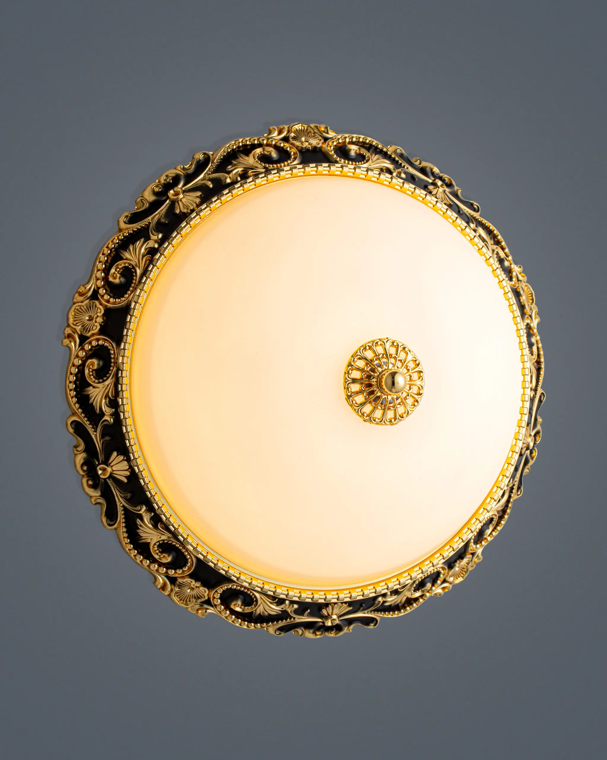 VRG OD71822 2 scaled Đèn Ốp Trần Cổ Điển Hợp Kim Đen Vàng Sang Trọng VRG-OD71822