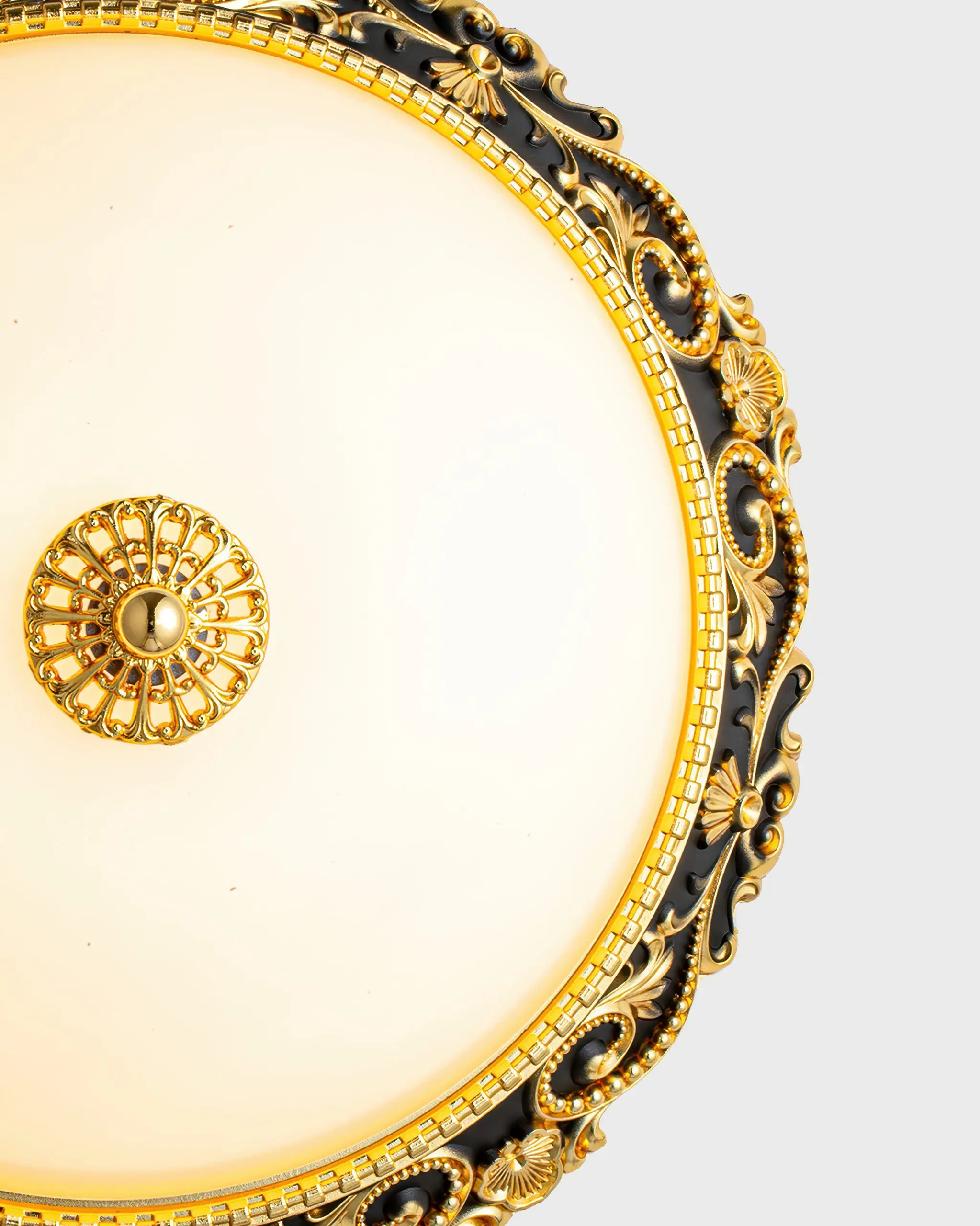 VRG OD71822 3 scaled Đèn Ốp Trần Cổ Điển Hợp Kim Đen Vàng Sang Trọng VRG-OD71822