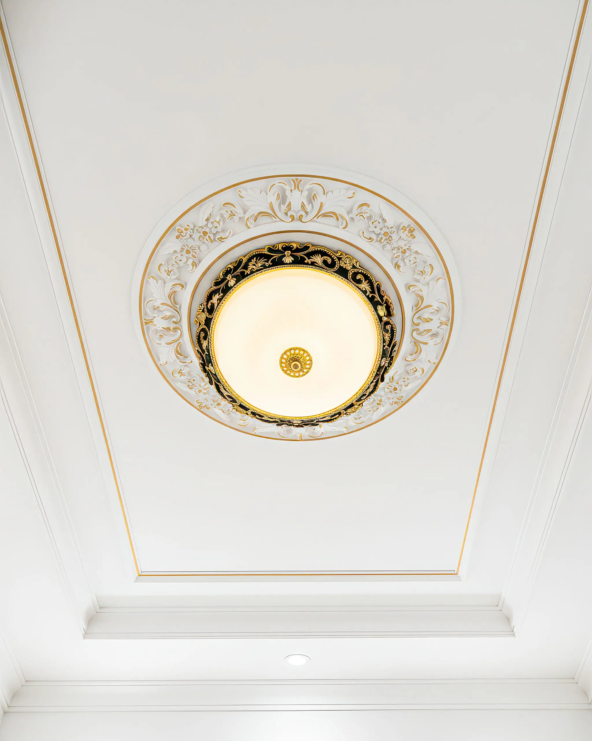 VRG OD71822 4 scaled Đèn Ốp Trần Cổ Điển Hợp Kim Đen Vàng Sang Trọng VRG-OD71822