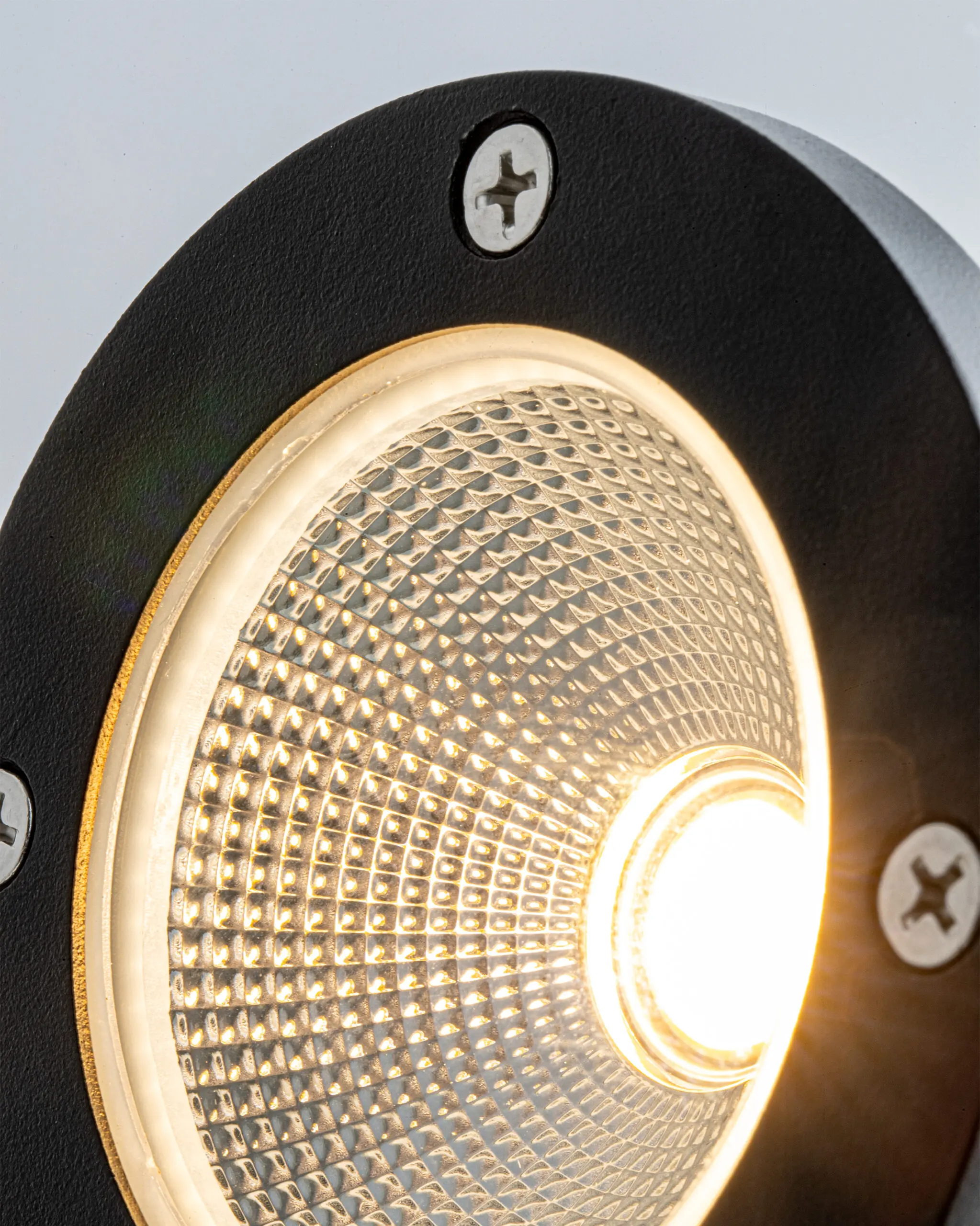 VRG RC004 3 scaled Đèn Cắm Cỏ - Rọi Cây Hiện Đại Hợp Kim Đen Vòng Tròn Sang Trọng VRG-RC004