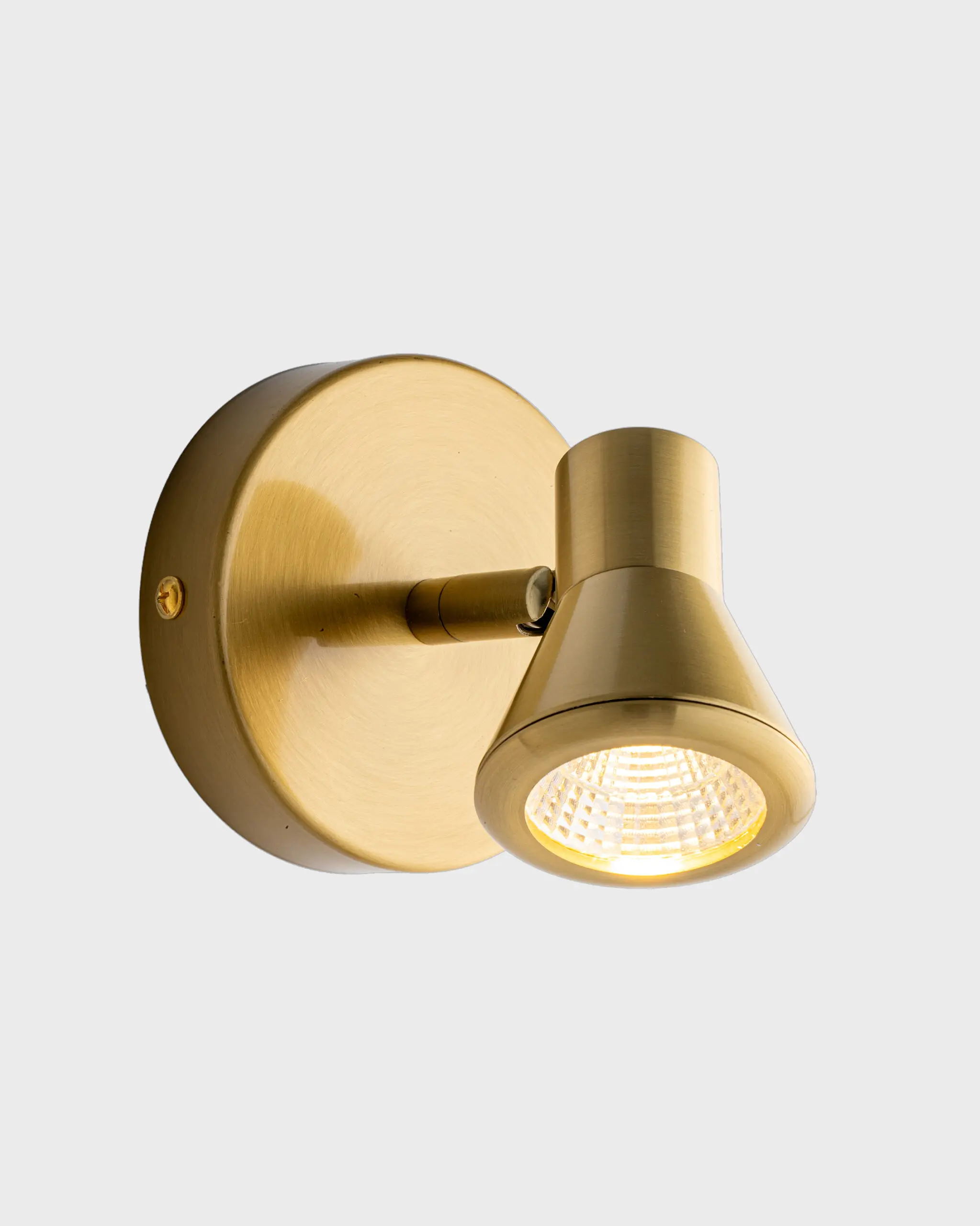 Đèn Tường Đồng Hiện Đại Hình Chóp Vàng Sang Trọng VRG-RT5879T1