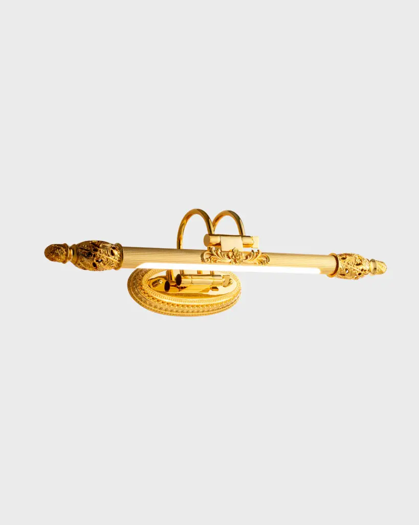 Đèn Soi Tranh Cổ Điển Đồng Mạ Vàng Họa Tiết Hoàng Gia VRG-S51