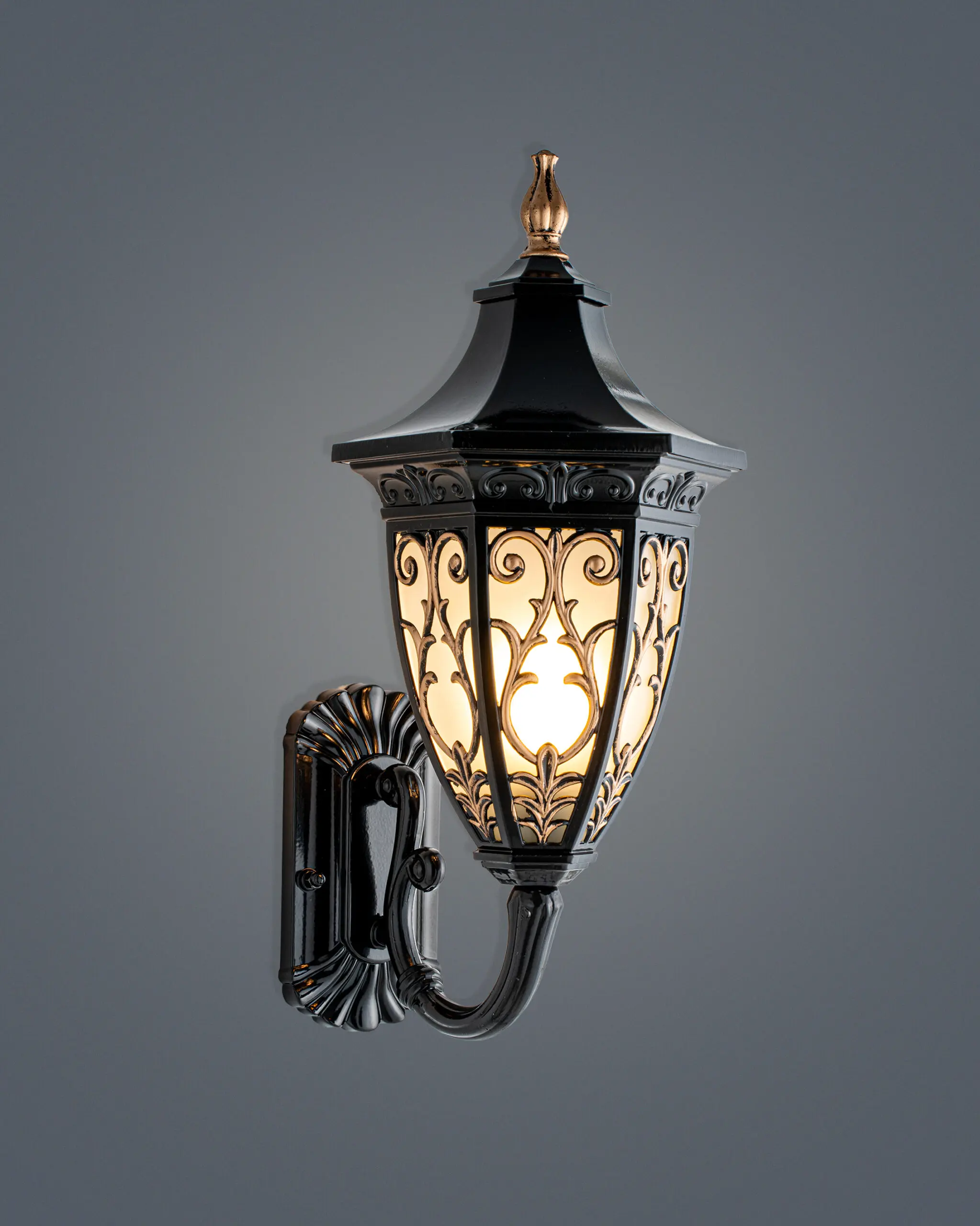 VRG TD175 2 scaled Đèn Tường Đồng Cổ Điển Sang Trọng Màu Đen Trang Nhã VRG-TD175