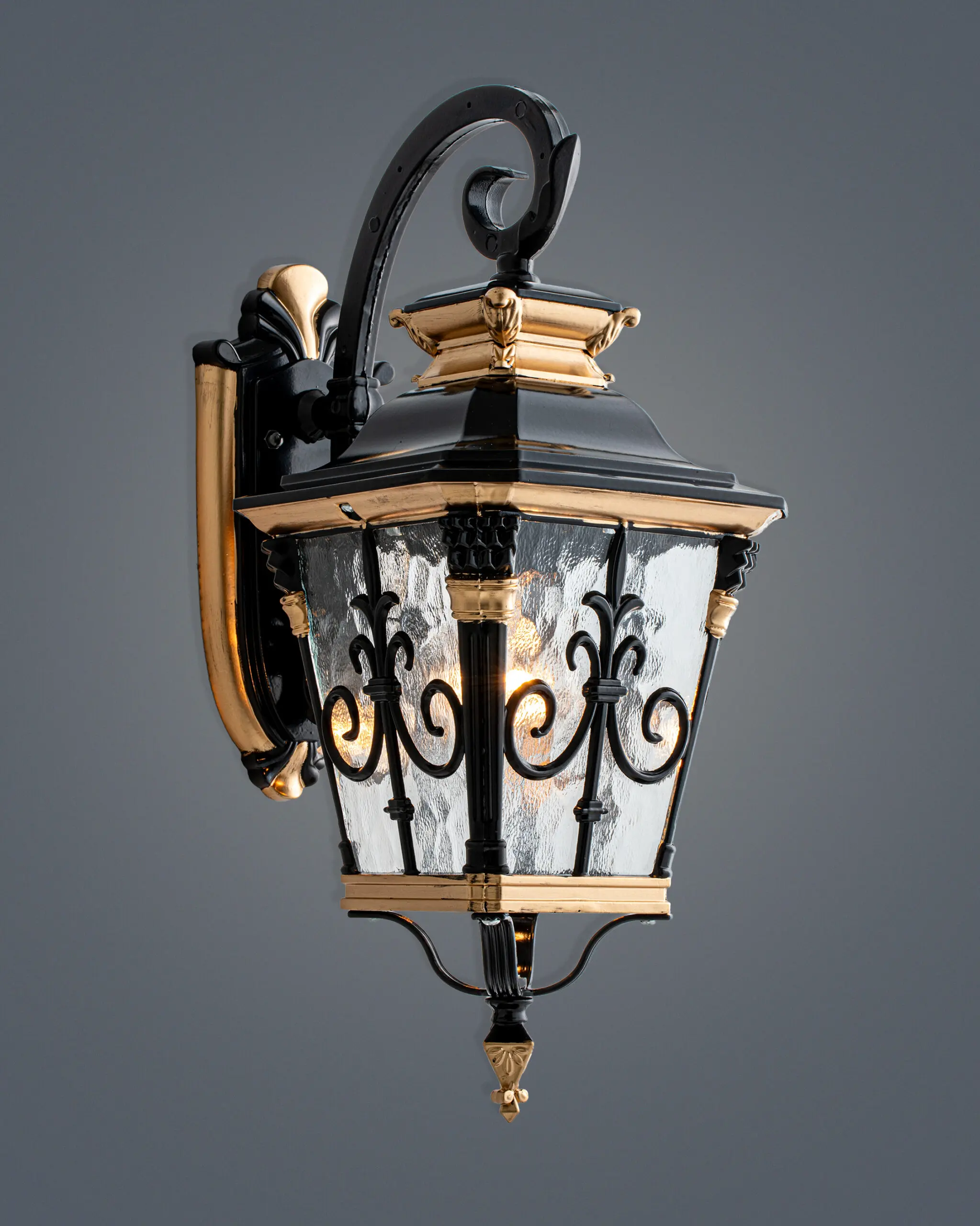 VRG TD47 2 scaled Đèn Tường Đồng Cổ Điển Sang Trọng Màu Vàng Đen Tinh Tế VRG-TD47