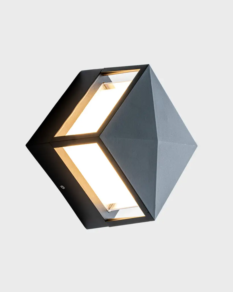 Đèn Trụ Cổng Hiện Đại Hợp Kim Hình Khối Sang Trọng VRG-TR224