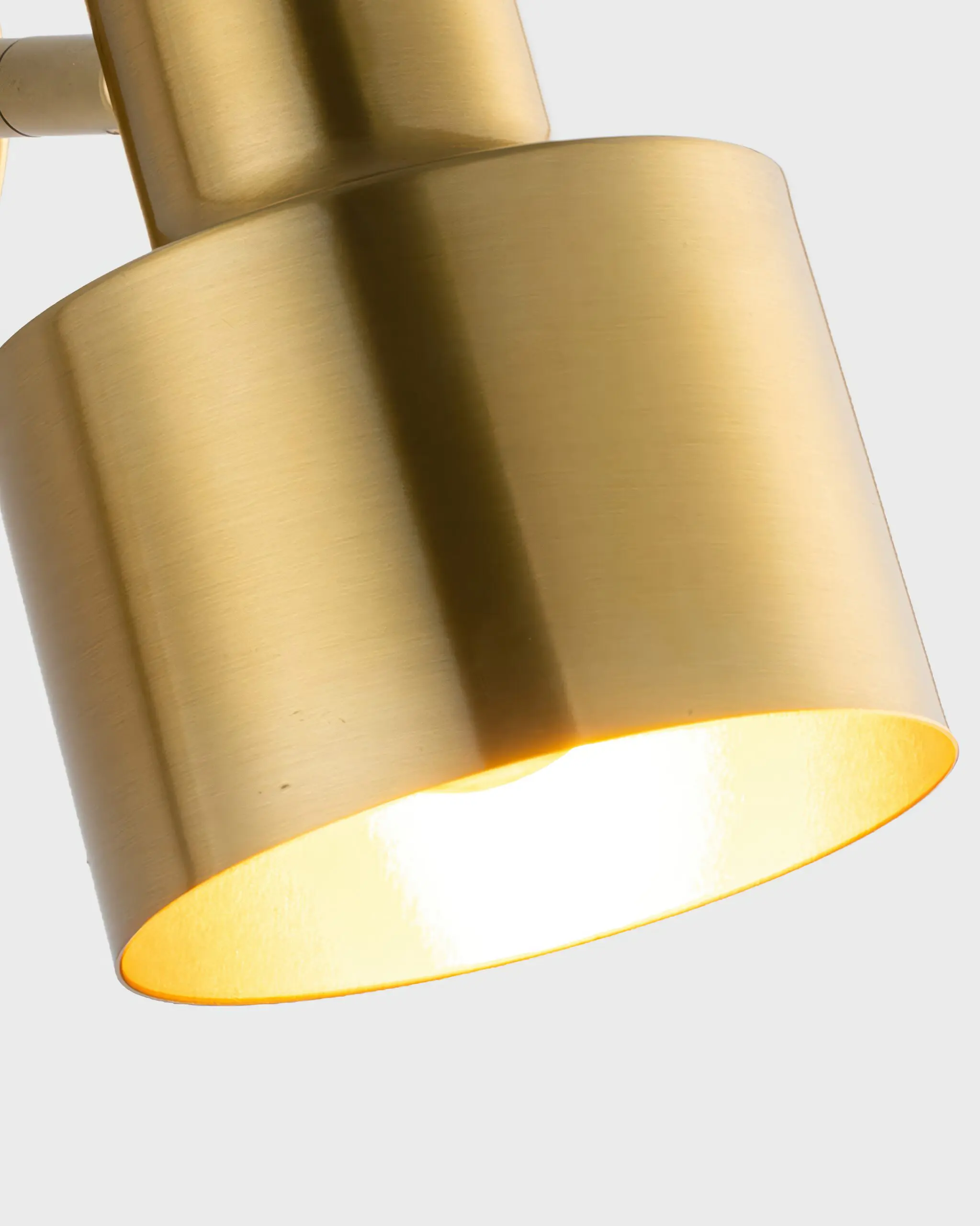 VRG VK39B 3 scaled Đèn Tường Hiện Đại Hợp Kim Màu Vàng Sung Sang Trọng VRG-VK39B