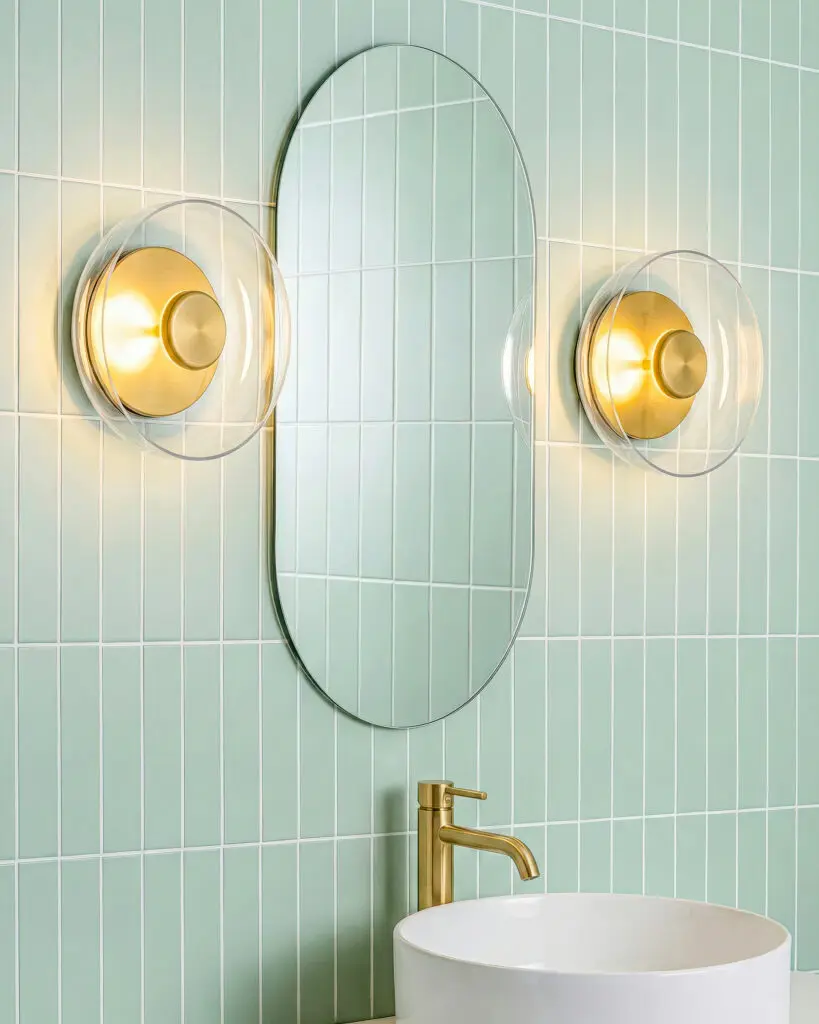 Đèn Tường Thủy Tinh Bán Bầu Sang Trọng và Hiện đại VRG-VK50