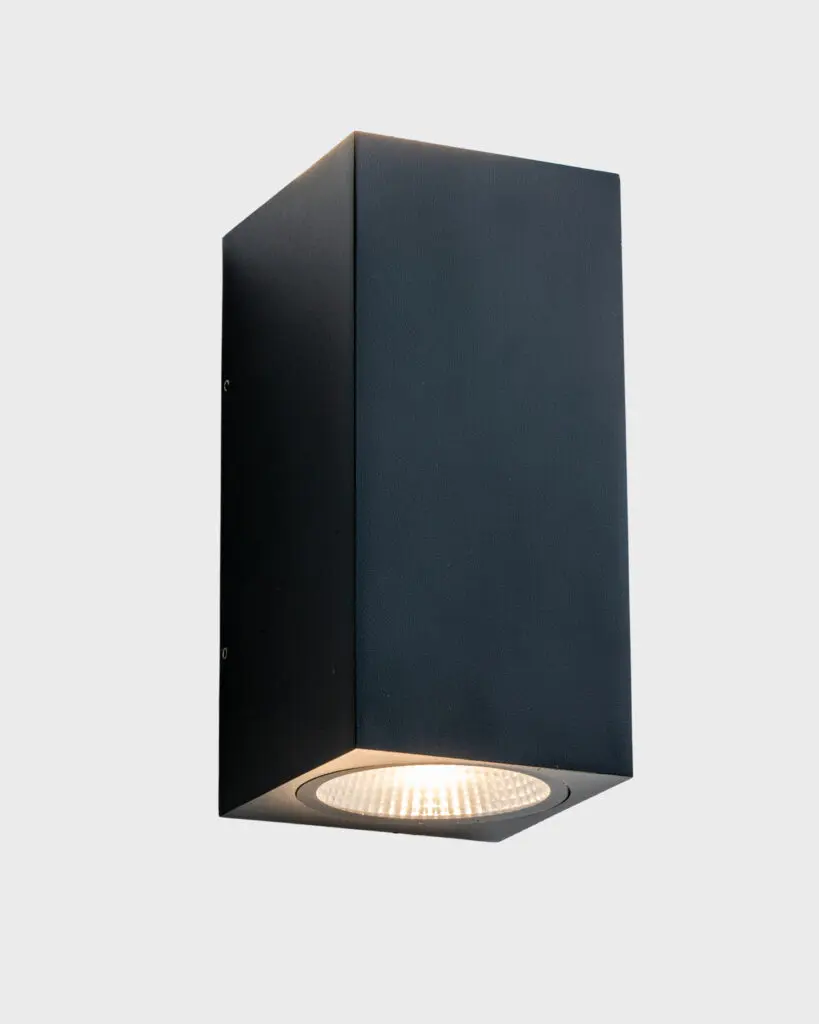 Đèn Tường Hiện Đại LED Vuông Đen Đẳng Cấp Châu Âu VRG-VNT027