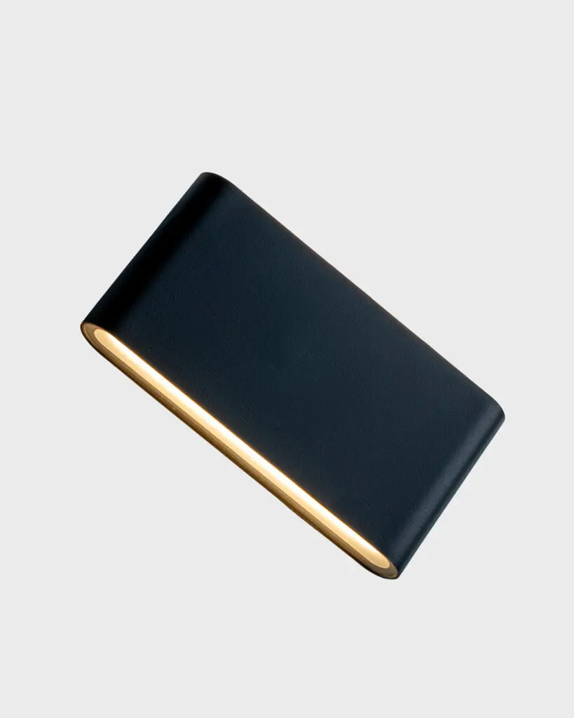 Đèn Tường Hiện Đại Hợp Kim Màu Đen Thiết Kế Tối Giản VRG-VNT051M