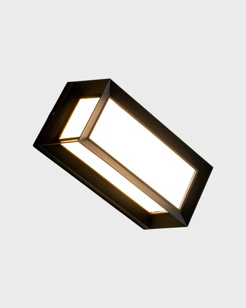 Đèn Tường Hiện Đại Hợp Kim Đen Caos Mặt Trời Sang Trọng VRG-VNT106