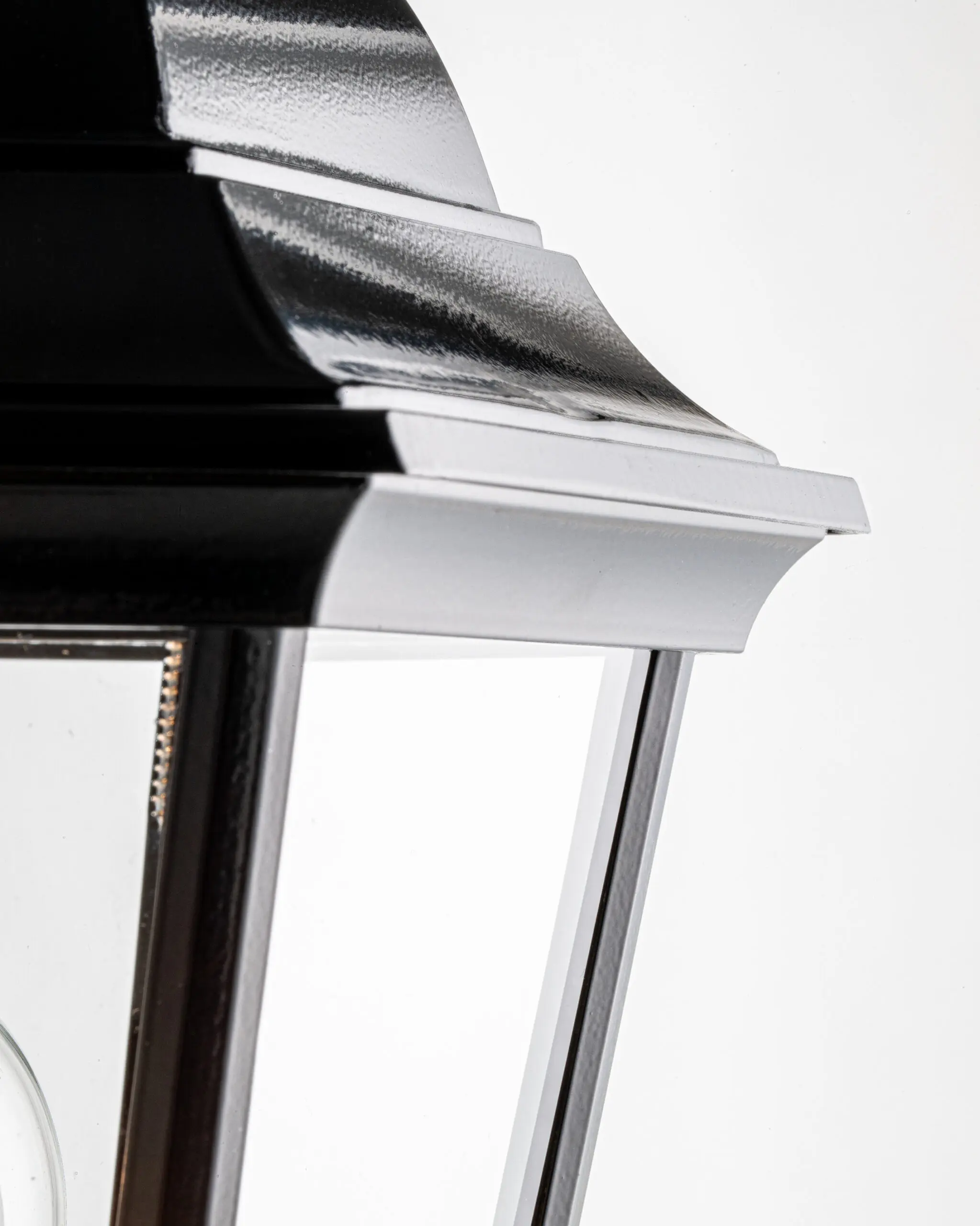 VRG VNT2105 3 scaled Đèn Tường Đồng Cổ Điển Đen Chi tiết Sang Trọng VRG-VNT2105