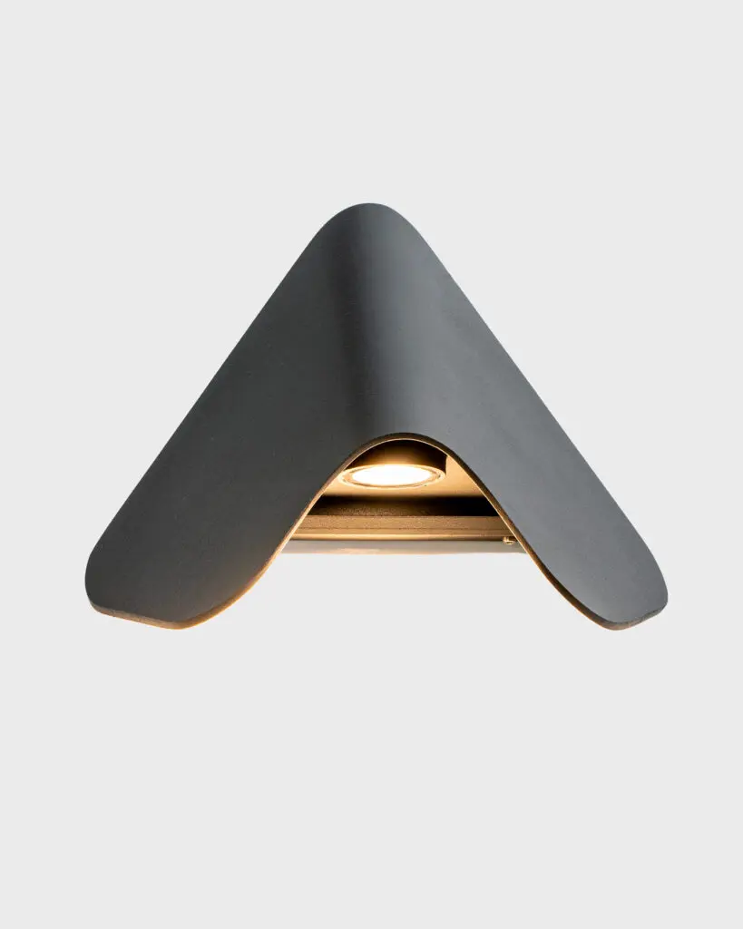 Đèn Tường Chống Nước Hiện Đại Hợp Kim Đen V-Shape VRG-VNT2288