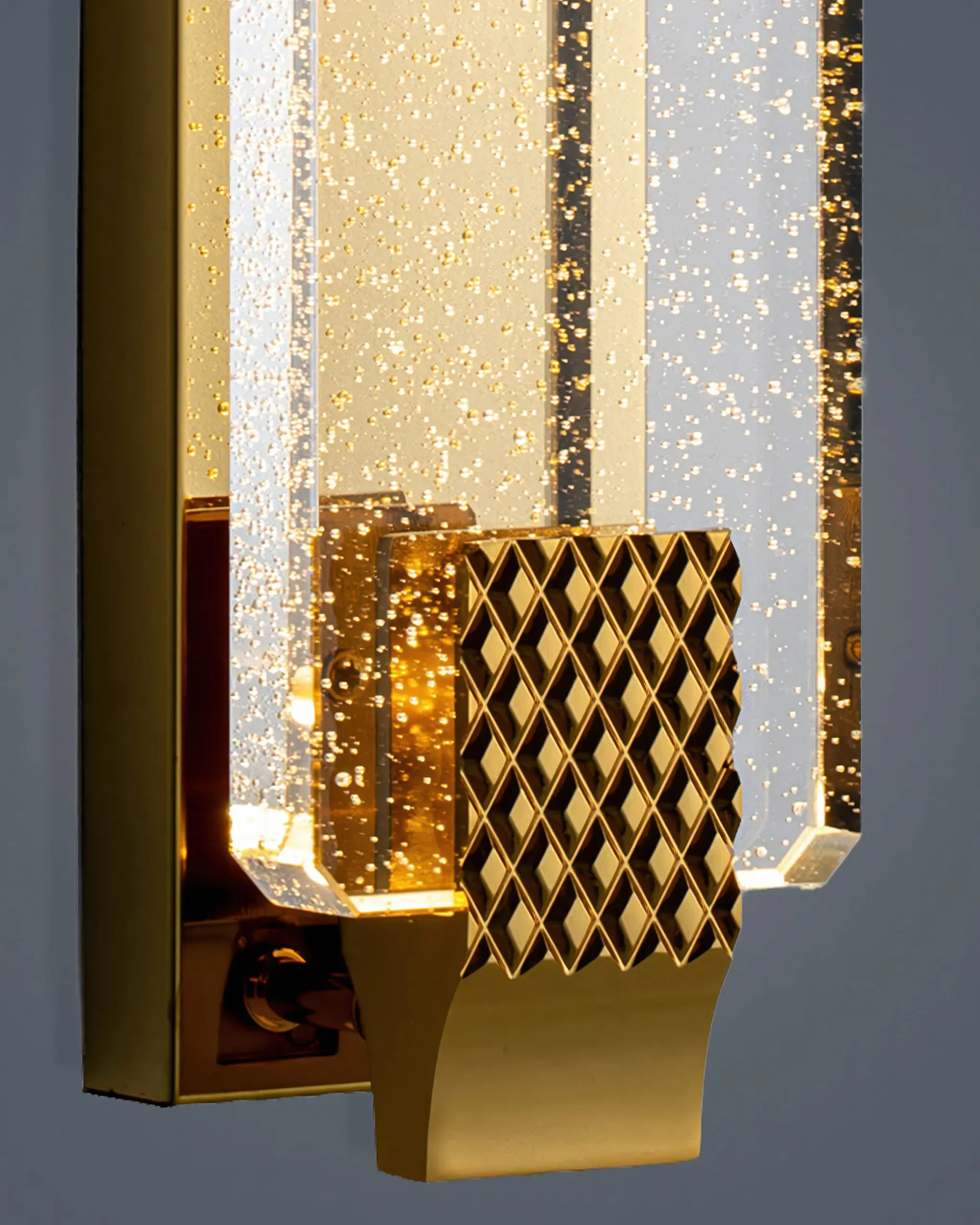 Đèn Tường Pha Lê Cao Cấp VRG-VPL26 Vàng Gold Bọt Khí Sang Trọng Hiện Đại 2 Đèn Tường Pha Lê Cao Cấp VRG-VPL26 Vàng Gold Bọt Khí Sang Trọng Hiện Đại