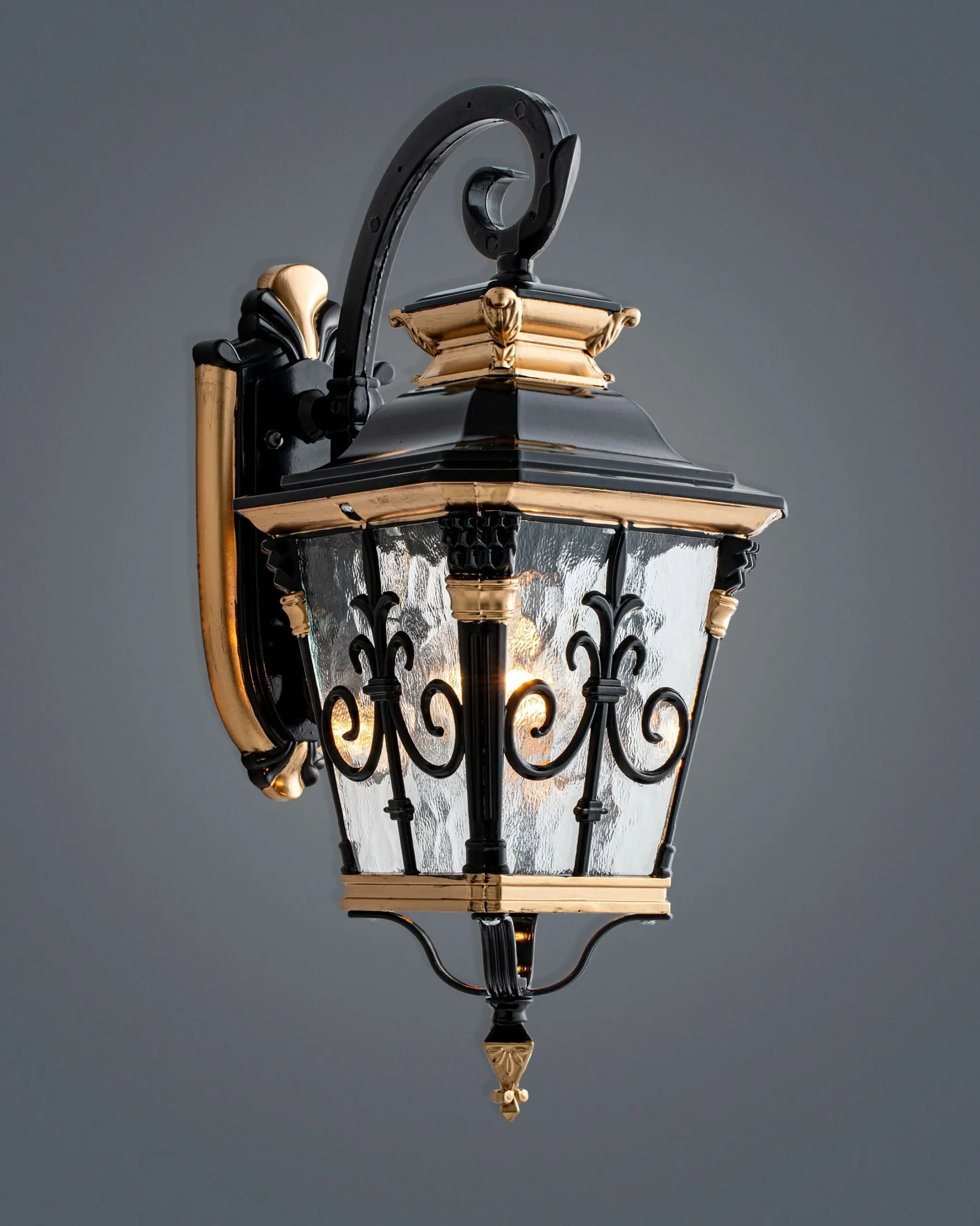 vrg td47 g 2 scaled Đèn Tường Đồng Cổ Điển Sang Trọng Màu Vàng Đen Tinh Tế VRG-TD47