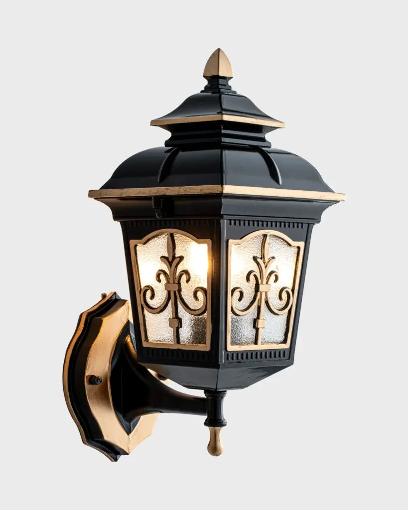 Đèn Tường Đồng Cổ Điển Sang Trọng Sắc Đen Vàng Đẳng Cấp VRG-VNT6635