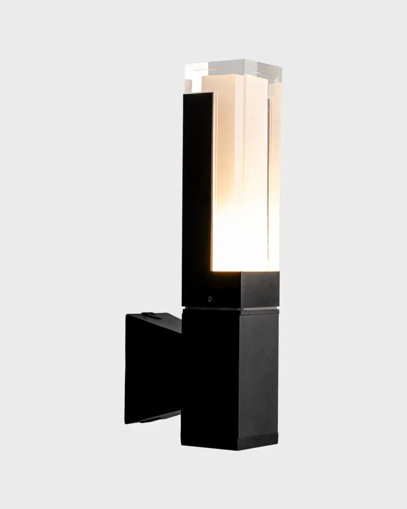 Đèn Tường Pha Lê Hiện Đại Kết Hợp Hợp Kim Màu Đen Tinh Tế VRG-VNT144T1