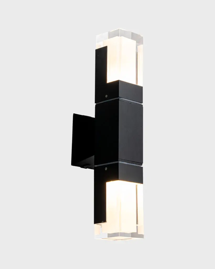 Đèn Tường Hiện Đại Hợp Kim Màu Đen Pha Lê Sang Trọng VRG-VNT666