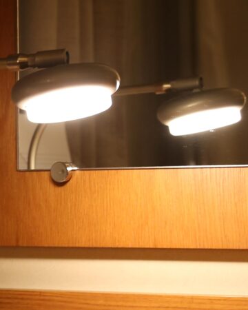 Đèn để bàn làm việc bằng sắt hiện đại VIRGO TL45